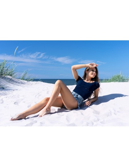 Bluzka Monnadis, Merribel