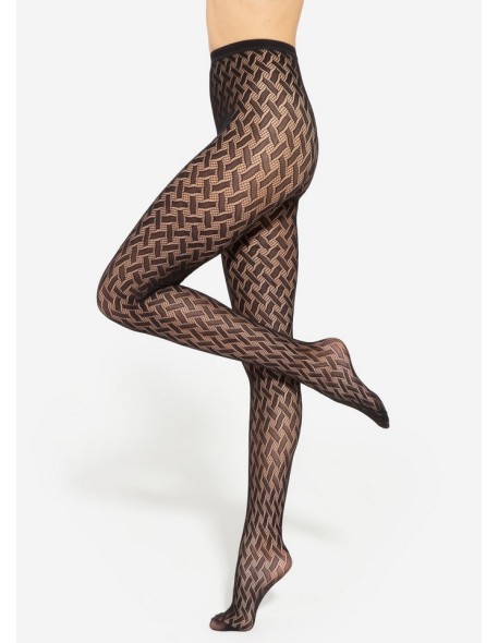 RUNWAY- 07 TYPU FISHNET Gatta