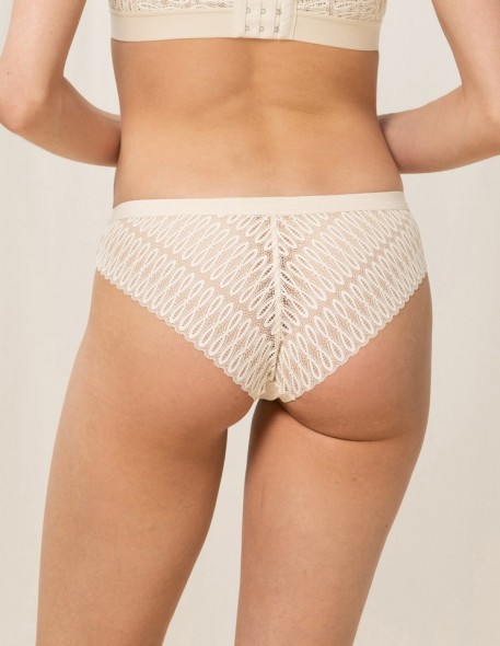 Lace panties Triumph Aura Spotlight brazilian