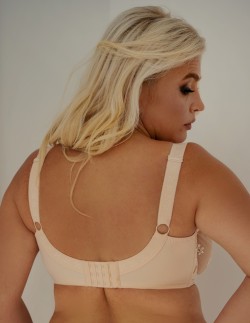 Biustonosz miękki beżowy Krisline Fortuna full-cup 2