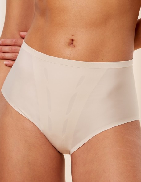 Panties seamless Triumph Shape Smart Maxi Kremowe