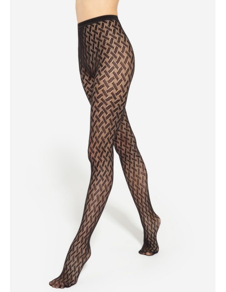 RUNWAY- 07 TYPU FISHNET Gatta