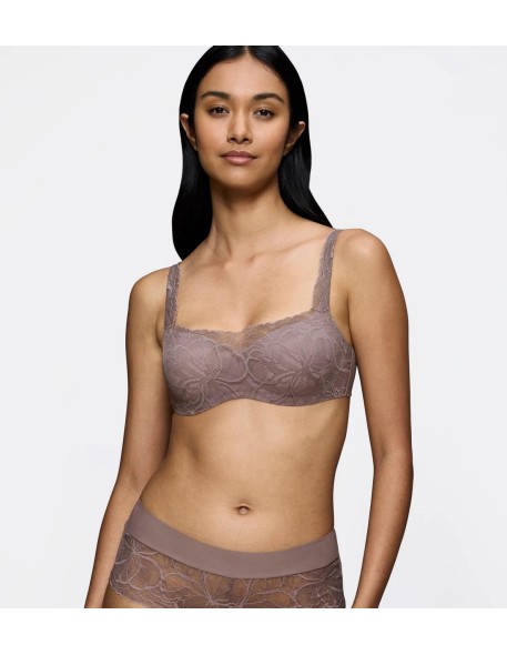 Biustonosz koronkowy Triumph Body Make-Up...