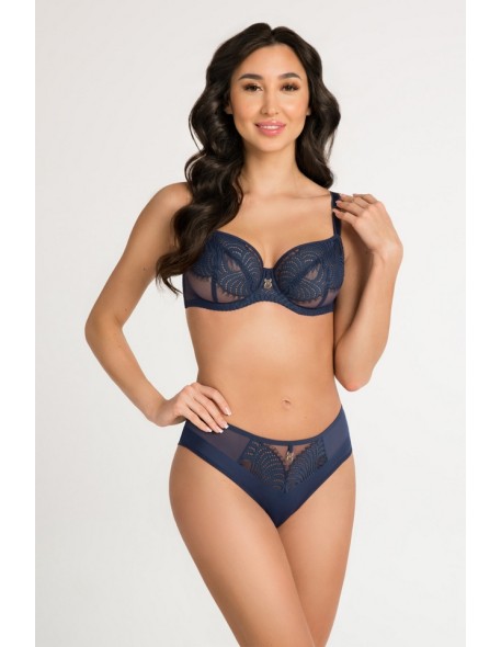 Brazilians Aria Gorsenia K878