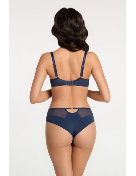 Brazilians Aria Gorsenia K878