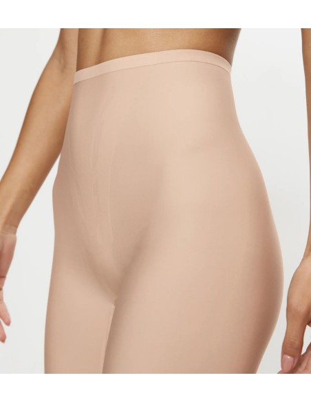 Majtki modelujące Triumph Shape Smart Panty L neutral beige