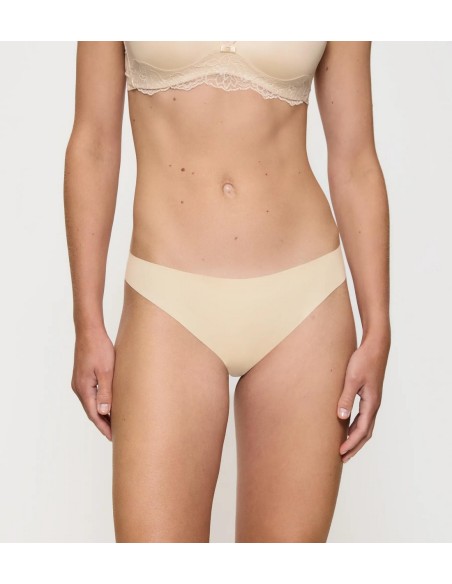 Thong Triumph - Pretty micro string creamy dream