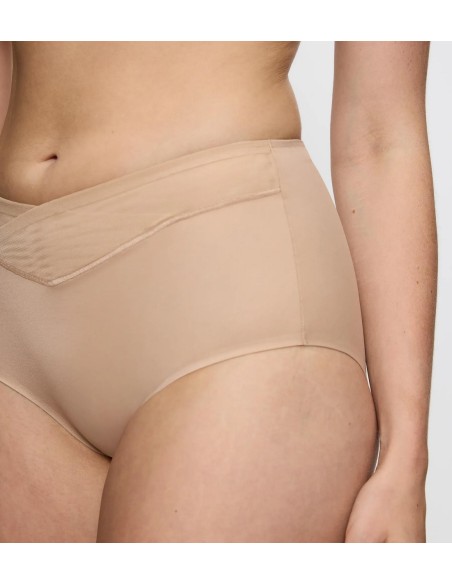 High waist shaping panties Triumph True Shape Sensation Maxi smooth skin