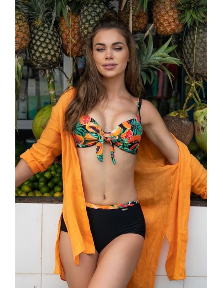 Two-piece swimsuit with usztywnianymi miskami, full briefs Primo