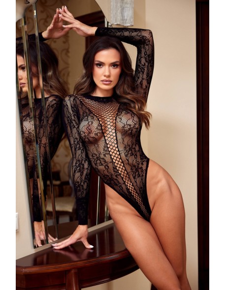 Monserrat Beauty Night Fashion