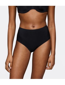 Triumph majtki korygujące Bmu Illusion Curve Maxi black 2