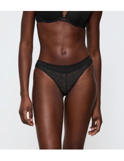Triumph figi koronkowe That Night In Vegas Brazilian black 2