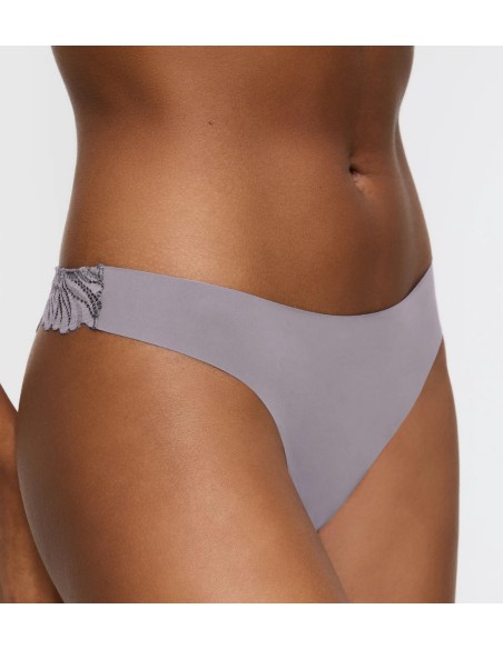 Triumph stringi koronkowe Pretty Micro String grey shadow