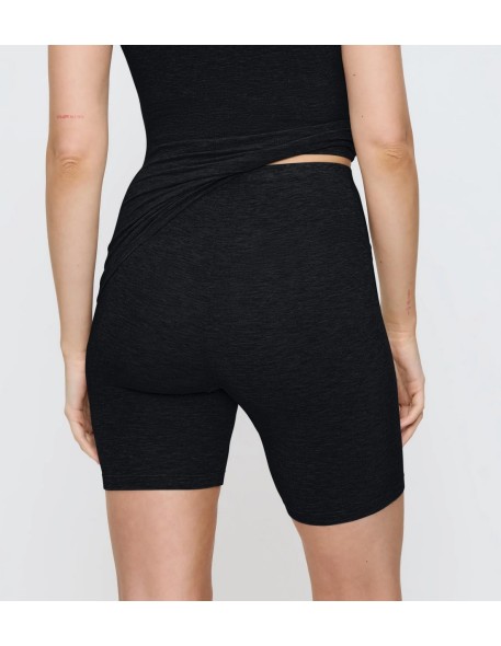 Beauty layers shorts wool black Triumph