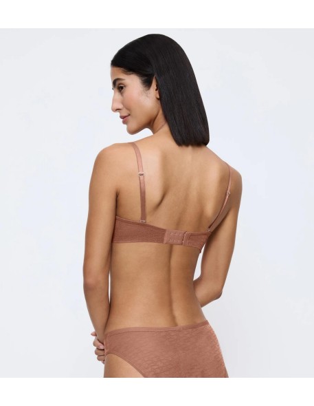 signature sheer wdp toasted almond Triumph