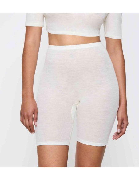 Beauty layers shorts wool ecru white Triumph