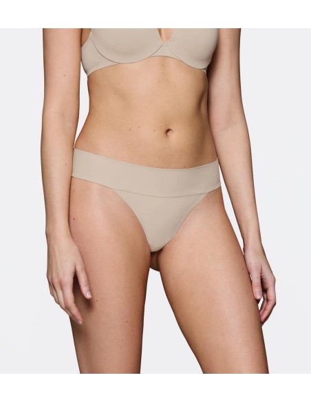 Triumph Body make-up Illusion String EX nude beige