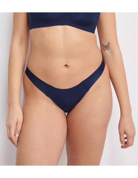 zero feel 2.0 tiny tanga navy blue Sloggi