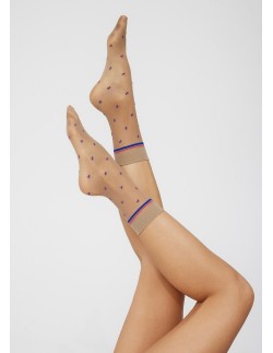 Socks 12411 match 20 den Knittex