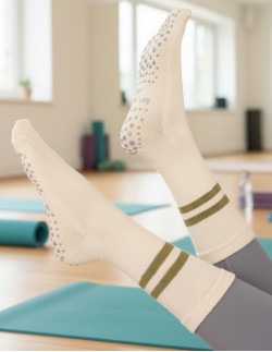 Socks 4005 to yogi with palcami 35-40 Rebeka