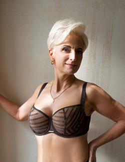 Biustonosz miękki Krisline Brownie half-cup, elegancki i...