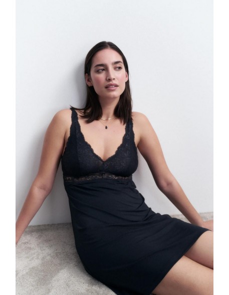 Timeless sensuality ndk 01 black Triumph