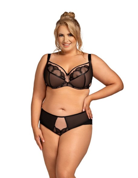 Selena new black Nessa