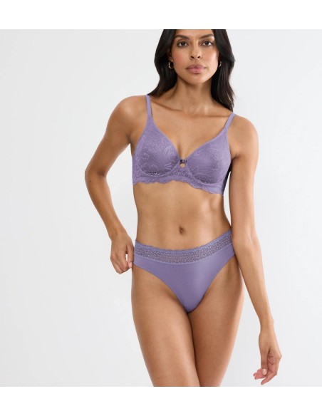 Feel of modal string lilac Triumph