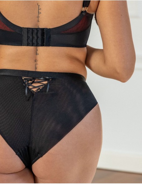 CABARET BRIEFS Krisline